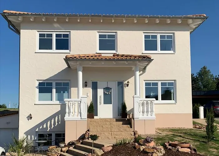 Im Hunsrueck Neubau * Leiningen